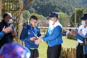 BIB: 
                            <button type="button" onclick="openModal(16037344)" class="btn btn-primary btn-sm float-right btn-popup" data-toggle="modal" data-target=".modal-high-quality">
                        <i class="fas fa-shopping-cart"></i> Add to Cart
                    </button>
                                            <button type="button" onclick="isThisMe(16037344, true)" class="btn btn-success btn-sm float-right btn-popup btn-isme hidden" data-toggle="tooltip" data-placement="bottom" title="นี่คือรูปของคุณใช่ไหม คลิกที่นี่เพื่อเอาเข้าอัลบั้ม">
                        <i class="fas fa-plus"></i> Add to album
                    </button>
                    <button type="button" onclick="isThisMe(16037344, false)" class="btn btn-warning btn-sm float-right btn-popup btn-isnotme hidden">
                        <i class="fas fa-ban"></i> Remove from album
                    </button>