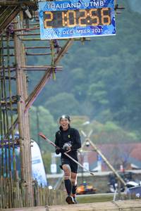 BIB: 0256, 2021, 6043
                            <button type="button" onclick="openModal(16043773)" class="btn btn-primary btn-sm float-right btn-popup" data-toggle="modal" data-target=".modal-high-quality">
                        <i class="fas fa-shopping-cart"></i> Add to Cart
                    </button>
                                            <button type="button" onclick="isThisMe(16043773, true)" class="btn btn-success btn-sm float-right btn-popup btn-isme hidden" data-toggle="tooltip" data-placement="bottom" title="นี่คือรูปของคุณใช่ไหม คลิกที่นี่เพื่อเอาเข้าอัลบั้ม">
                        <i class="fas fa-plus"></i> Add to album
                    </button>
                    <button type="button" onclick="isThisMe(16043773, false)" class="btn btn-warning btn-sm float-right btn-popup btn-isnotme hidden">
                        <i class="fas fa-ban"></i> Remove from album
                    </button>