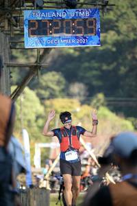 BIB: 2021, 3079
                            <button type="button" onclick="openModal(16040264)" class="btn btn-primary btn-sm float-right btn-popup" data-toggle="modal" data-target=".modal-high-quality">
                        <i class="fas fa-shopping-cart"></i> Add to Cart
                    </button>
                                            <button type="button" onclick="isThisMe(16040264, true)" class="btn btn-success btn-sm float-right btn-popup btn-isme hidden" data-toggle="tooltip" data-placement="bottom" title="นี่คือรูปของคุณใช่ไหม คลิกที่นี่เพื่อเอาเข้าอัลบั้ม">
                        <i class="fas fa-plus"></i> Add to album
                    </button>
                    <button type="button" onclick="isThisMe(16040264, false)" class="btn btn-warning btn-sm float-right btn-popup btn-isnotme hidden">
                        <i class="fas fa-ban"></i> Remove from album
                    </button>