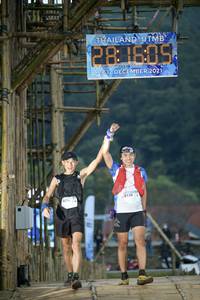 BIB: 2021, 3074, 3139
                            <button type="button" onclick="openModal(16040411)" class="btn btn-primary btn-sm float-right btn-popup" data-toggle="modal" data-target=".modal-high-quality">
                        <i class="fas fa-shopping-cart"></i> Add to Cart
                    </button>
                                            <button type="button" onclick="isThisMe(16040411, true)" class="btn btn-success btn-sm float-right btn-popup btn-isme hidden" data-toggle="tooltip" data-placement="bottom" title="นี่คือรูปของคุณใช่ไหม คลิกที่นี่เพื่อเอาเข้าอัลบั้ม">
                        <i class="fas fa-plus"></i> Add to album
                    </button>
                    <button type="button" onclick="isThisMe(16040411, false)" class="btn btn-warning btn-sm float-right btn-popup btn-isnotme hidden">
                        <i class="fas fa-ban"></i> Remove from album
                    </button>