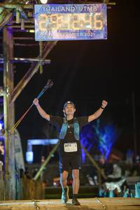 BIB: 2021, 3414
                            <button type="button" onclick="openModal(16040907)" class="btn btn-primary btn-sm float-right btn-popup" data-toggle="modal" data-target=".modal-high-quality">
                        <i class="fas fa-shopping-cart"></i> Add to Cart
                    </button>
                                            <button type="button" onclick="isThisMe(16040907, true)" class="btn btn-success btn-sm float-right btn-popup btn-isme hidden" data-toggle="tooltip" data-placement="bottom" title="นี่คือรูปของคุณใช่ไหม คลิกที่นี่เพื่อเอาเข้าอัลบั้ม">
                        <i class="fas fa-plus"></i> Add to album
                    </button>
                    <button type="button" onclick="isThisMe(16040907, false)" class="btn btn-warning btn-sm float-right btn-popup btn-isnotme hidden">
                        <i class="fas fa-ban"></i> Remove from album
                    </button>