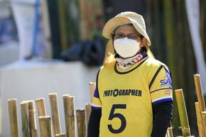 BIB: 0000
                            <button type="button" onclick="openModal(16037750)" class="btn btn-primary btn-sm float-right btn-popup" data-toggle="modal" data-target=".modal-high-quality">
                        <i class="fas fa-shopping-cart"></i> Add to Cart
                    </button>
                                            <button type="button" onclick="isThisMe(16037750, true)" class="btn btn-success btn-sm float-right btn-popup btn-isme hidden" data-toggle="tooltip" data-placement="bottom" title="นี่คือรูปของคุณใช่ไหม คลิกที่นี่เพื่อเอาเข้าอัลบั้ม">
                        <i class="fas fa-plus"></i> Add to album
                    </button>
                    <button type="button" onclick="isThisMe(16037750, false)" class="btn btn-warning btn-sm float-right btn-popup btn-isnotme hidden">
                        <i class="fas fa-ban"></i> Remove from album
                    </button>