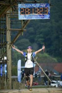 BIB: 281828, 2021, 3574
                            <button type="button" onclick="openModal(16040401)" class="btn btn-primary btn-sm float-right btn-popup" data-toggle="modal" data-target=".modal-high-quality">
                        <i class="fas fa-shopping-cart"></i> Add to Cart
                    </button>
                                            <button type="button" onclick="isThisMe(16040401, true)" class="btn btn-success btn-sm float-right btn-popup btn-isme hidden" data-toggle="tooltip" data-placement="bottom" title="นี่คือรูปของคุณใช่ไหม คลิกที่นี่เพื่อเอาเข้าอัลบั้ม">
                        <i class="fas fa-plus"></i> Add to album
                    </button>
                    <button type="button" onclick="isThisMe(16040401, false)" class="btn btn-warning btn-sm float-right btn-popup btn-isnotme hidden">
                        <i class="fas fa-ban"></i> Remove from album
                    </button>