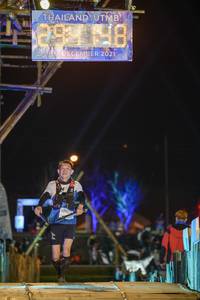 BIB: 2021, 3271
                            <button type="button" onclick="openModal(16040888)" class="btn btn-primary btn-sm float-right btn-popup" data-toggle="modal" data-target=".modal-high-quality">
                        <i class="fas fa-shopping-cart"></i> Add to Cart
                    </button>
                                            <button type="button" onclick="isThisMe(16040888, true)" class="btn btn-success btn-sm float-right btn-popup btn-isme hidden" data-toggle="tooltip" data-placement="bottom" title="นี่คือรูปของคุณใช่ไหม คลิกที่นี่เพื่อเอาเข้าอัลบั้ม">
                        <i class="fas fa-plus"></i> Add to album
                    </button>
                    <button type="button" onclick="isThisMe(16040888, false)" class="btn btn-warning btn-sm float-right btn-popup btn-isnotme hidden">
                        <i class="fas fa-ban"></i> Remove from album
                    </button>