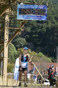 BIB: 2021, 3067
                            <button type="button" onclick="openModal(16038313)" class="btn btn-primary btn-sm float-right btn-popup" data-toggle="modal" data-target=".modal-high-quality">
                        <i class="fas fa-shopping-cart"></i> Add to Cart
                    </button>
                                            <button type="button" onclick="isThisMe(16038313, true)" class="btn btn-success btn-sm float-right btn-popup btn-isme hidden" data-toggle="tooltip" data-placement="bottom" title="นี่คือรูปของคุณใช่ไหม คลิกที่นี่เพื่อเอาเข้าอัลบั้ม">
                        <i class="fas fa-plus"></i> Add to album
                    </button>
                    <button type="button" onclick="isThisMe(16038313, false)" class="btn btn-warning btn-sm float-right btn-popup btn-isnotme hidden">
                        <i class="fas fa-ban"></i> Remove from album
                    </button>