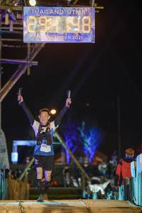 BIB: 2021, 3271
                            <button type="button" onclick="openModal(16040890)" class="btn btn-primary btn-sm float-right btn-popup" data-toggle="modal" data-target=".modal-high-quality">
                        <i class="fas fa-shopping-cart"></i> Add to Cart
                    </button>
                                            <button type="button" onclick="isThisMe(16040890, true)" class="btn btn-success btn-sm float-right btn-popup btn-isme hidden" data-toggle="tooltip" data-placement="bottom" title="นี่คือรูปของคุณใช่ไหม คลิกที่นี่เพื่อเอาเข้าอัลบั้ม">
                        <i class="fas fa-plus"></i> Add to album
                    </button>
                    <button type="button" onclick="isThisMe(16040890, false)" class="btn btn-warning btn-sm float-right btn-popup btn-isnotme hidden">
                        <i class="fas fa-ban"></i> Remove from album
                    </button>