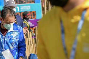 BIB: 
                            <button type="button" onclick="openModal(16038487)" class="btn btn-primary btn-sm float-right btn-popup" data-toggle="modal" data-target=".modal-high-quality">
                        <i class="fas fa-shopping-cart"></i> Add to Cart
                    </button>
                                            <button type="button" onclick="isThisMe(16038487, true)" class="btn btn-success btn-sm float-right btn-popup btn-isme hidden" data-toggle="tooltip" data-placement="bottom" title="นี่คือรูปของคุณใช่ไหม คลิกที่นี่เพื่อเอาเข้าอัลบั้ม">
                        <i class="fas fa-plus"></i> Add to album
                    </button>
                    <button type="button" onclick="isThisMe(16038487, false)" class="btn btn-warning btn-sm float-right btn-popup btn-isnotme hidden">
                        <i class="fas fa-ban"></i> Remove from album
                    </button>