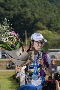 BIB: 021, 0062, 325, 4122, 1669, 008
                            <button type="button" onclick="openModal(16038470)" class="btn btn-primary btn-sm float-right btn-popup" data-toggle="modal" data-target=".modal-high-quality">
                        <i class="fas fa-shopping-cart"></i> Add to Cart
                    </button>
                                            <button type="button" onclick="isThisMe(16038470, true)" class="btn btn-success btn-sm float-right btn-popup btn-isme hidden" data-toggle="tooltip" data-placement="bottom" title="นี่คือรูปของคุณใช่ไหม คลิกที่นี่เพื่อเอาเข้าอัลบั้ม">
                        <i class="fas fa-plus"></i> Add to album
                    </button>
                    <button type="button" onclick="isThisMe(16038470, false)" class="btn btn-warning btn-sm float-right btn-popup btn-isnotme hidden">
                        <i class="fas fa-ban"></i> Remove from album
                    </button>