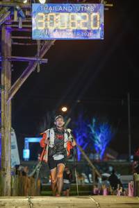 BIB: 800880, 912, 2021, 3501
                            <button type="button" onclick="openModal(16041121)" class="btn btn-primary btn-sm float-right btn-popup" data-toggle="modal" data-target=".modal-high-quality">
                        <i class="fas fa-shopping-cart"></i> Add to Cart
                    </button>
                                            <button type="button" onclick="isThisMe(16041121, true)" class="btn btn-success btn-sm float-right btn-popup btn-isme hidden" data-toggle="tooltip" data-placement="bottom" title="นี่คือรูปของคุณใช่ไหม คลิกที่นี่เพื่อเอาเข้าอัลบั้ม">
                        <i class="fas fa-plus"></i> Add to album
                    </button>
                    <button type="button" onclick="isThisMe(16041121, false)" class="btn btn-warning btn-sm float-right btn-popup btn-isnotme hidden">
                        <i class="fas fa-ban"></i> Remove from album
                    </button>