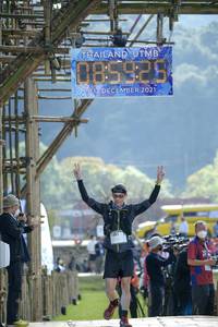 BIB: 2021, 1351
                            <button type="button" onclick="openModal(16045611)" class="btn btn-primary btn-sm float-right btn-popup" data-toggle="modal" data-target=".modal-high-quality">
                        <i class="fas fa-shopping-cart"></i> Add to Cart
                    </button>
                                            <button type="button" onclick="isThisMe(16045611, true)" class="btn btn-success btn-sm float-right btn-popup btn-isme hidden" data-toggle="tooltip" data-placement="bottom" title="นี่คือรูปของคุณใช่ไหม คลิกที่นี่เพื่อเอาเข้าอัลบั้ม">
                        <i class="fas fa-plus"></i> Add to album
                    </button>
                    <button type="button" onclick="isThisMe(16045611, false)" class="btn btn-warning btn-sm float-right btn-popup btn-isnotme hidden">
                        <i class="fas fa-ban"></i> Remove from album
                    </button>