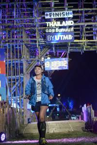 BIB: 322
                            <button type="button" onclick="openModal(16043036)" class="btn btn-primary btn-sm float-right btn-popup" data-toggle="modal" data-target=".modal-high-quality">
                        <i class="fas fa-shopping-cart"></i> Add to Cart
                    </button>
                                            <button type="button" onclick="isThisMe(16043036, true)" class="btn btn-success btn-sm float-right btn-popup btn-isme hidden" data-toggle="tooltip" data-placement="bottom" title="นี่คือรูปของคุณใช่ไหม คลิกที่นี่เพื่อเอาเข้าอัลบั้ม">
                        <i class="fas fa-plus"></i> Add to album
                    </button>
                    <button type="button" onclick="isThisMe(16043036, false)" class="btn btn-warning btn-sm float-right btn-popup btn-isnotme hidden">
                        <i class="fas fa-ban"></i> Remove from album
                    </button>