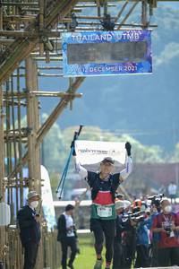 BIB: 2021, 1676
                            <button type="button" onclick="openModal(16045590)" class="btn btn-primary btn-sm float-right btn-popup" data-toggle="modal" data-target=".modal-high-quality">
                        <i class="fas fa-shopping-cart"></i> Add to Cart
                    </button>
                                            <button type="button" onclick="isThisMe(16045590, true)" class="btn btn-success btn-sm float-right btn-popup btn-isme hidden" data-toggle="tooltip" data-placement="bottom" title="นี่คือรูปของคุณใช่ไหม คลิกที่นี่เพื่อเอาเข้าอัลบั้ม">
                        <i class="fas fa-plus"></i> Add to album
                    </button>
                    <button type="button" onclick="isThisMe(16045590, false)" class="btn btn-warning btn-sm float-right btn-popup btn-isnotme hidden">
                        <i class="fas fa-ban"></i> Remove from album
                    </button>