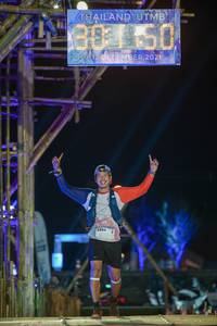 BIB: 88150, 2021, 3564
                            <button type="button" onclick="openModal(16041204)" class="btn btn-primary btn-sm float-right btn-popup" data-toggle="modal" data-target=".modal-high-quality">
                        <i class="fas fa-shopping-cart"></i> Add to Cart
                    </button>
                                            <button type="button" onclick="isThisMe(16041204, true)" class="btn btn-success btn-sm float-right btn-popup btn-isme hidden" data-toggle="tooltip" data-placement="bottom" title="นี่คือรูปของคุณใช่ไหม คลิกที่นี่เพื่อเอาเข้าอัลบั้ม">
                        <i class="fas fa-plus"></i> Add to album
                    </button>
                    <button type="button" onclick="isThisMe(16041204, false)" class="btn btn-warning btn-sm float-right btn-popup btn-isnotme hidden">
                        <i class="fas fa-ban"></i> Remove from album
                    </button>