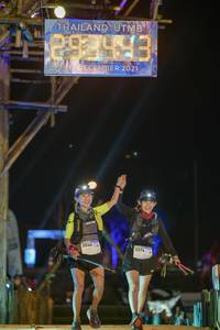 BIB: 2021, 3540, 3374
                            <button type="button" onclick="openModal(16040864)" class="btn btn-primary btn-sm float-right btn-popup" data-toggle="modal" data-target=".modal-high-quality">
                        <i class="fas fa-shopping-cart"></i> Add to Cart
                    </button>
                                            <button type="button" onclick="isThisMe(16040864, true)" class="btn btn-success btn-sm float-right btn-popup btn-isme hidden" data-toggle="tooltip" data-placement="bottom" title="นี่คือรูปของคุณใช่ไหม คลิกที่นี่เพื่อเอาเข้าอัลบั้ม">
                        <i class="fas fa-plus"></i> Add to album
                    </button>
                    <button type="button" onclick="isThisMe(16040864, false)" class="btn btn-warning btn-sm float-right btn-popup btn-isnotme hidden">
                        <i class="fas fa-ban"></i> Remove from album
                    </button>