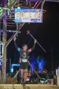 BIB: , 808, 2021, 3292
                            <button type="button" onclick="openModal(16042368)" class="btn btn-primary btn-sm float-right btn-popup" data-toggle="modal" data-target=".modal-high-quality">
                        <i class="fas fa-shopping-cart"></i> Add to Cart
                    </button>
                                            <button type="button" onclick="isThisMe(16042368, true)" class="btn btn-success btn-sm float-right btn-popup btn-isme hidden" data-toggle="tooltip" data-placement="bottom" title="นี่คือรูปของคุณใช่ไหม คลิกที่นี่เพื่อเอาเข้าอัลบั้ม">
                        <i class="fas fa-plus"></i> Add to album
                    </button>
                    <button type="button" onclick="isThisMe(16042368, false)" class="btn btn-warning btn-sm float-right btn-popup btn-isnotme hidden">
                        <i class="fas fa-ban"></i> Remove from album
                    </button>