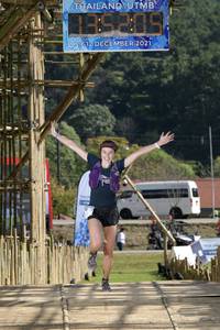 BIB: 2021
                            <button type="button" onclick="openModal(16037768)" class="btn btn-primary btn-sm float-right btn-popup" data-toggle="modal" data-target=".modal-high-quality">
                        <i class="fas fa-shopping-cart"></i> Add to Cart
                    </button>
                                            <button type="button" onclick="isThisMe(16037768, true)" class="btn btn-success btn-sm float-right btn-popup btn-isme hidden" data-toggle="tooltip" data-placement="bottom" title="นี่คือรูปของคุณใช่ไหม คลิกที่นี่เพื่อเอาเข้าอัลบั้ม">
                        <i class="fas fa-plus"></i> Add to album
                    </button>
                    <button type="button" onclick="isThisMe(16037768, false)" class="btn btn-warning btn-sm float-right btn-popup btn-isnotme hidden">
                        <i class="fas fa-ban"></i> Remove from album
                    </button>