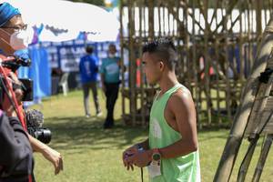 BIB: , 062, 325
                            <button type="button" onclick="openModal(16037397)" class="btn btn-primary btn-sm float-right btn-popup" data-toggle="modal" data-target=".modal-high-quality">
                        <i class="fas fa-shopping-cart"></i> Add to Cart
                    </button>
                                            <button type="button" onclick="isThisMe(16037397, true)" class="btn btn-success btn-sm float-right btn-popup btn-isme hidden" data-toggle="tooltip" data-placement="bottom" title="นี่คือรูปของคุณใช่ไหม คลิกที่นี่เพื่อเอาเข้าอัลบั้ม">
                        <i class="fas fa-plus"></i> Add to album
                    </button>
                    <button type="button" onclick="isThisMe(16037397, false)" class="btn btn-warning btn-sm float-right btn-popup btn-isnotme hidden">
                        <i class="fas fa-ban"></i> Remove from album
                    </button>