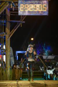 BIB: 1292905, 2021, 3173, 
                            <button type="button" onclick="openModal(16040816)" class="btn btn-primary btn-sm float-right btn-popup" data-toggle="modal" data-target=".modal-high-quality">
                        <i class="fas fa-shopping-cart"></i> Add to Cart
                    </button>
                                            <button type="button" onclick="isThisMe(16040816, true)" class="btn btn-success btn-sm float-right btn-popup btn-isme hidden" data-toggle="tooltip" data-placement="bottom" title="นี่คือรูปของคุณใช่ไหม คลิกที่นี่เพื่อเอาเข้าอัลบั้ม">
                        <i class="fas fa-plus"></i> Add to album
                    </button>
                    <button type="button" onclick="isThisMe(16040816, false)" class="btn btn-warning btn-sm float-right btn-popup btn-isnotme hidden">
                        <i class="fas fa-ban"></i> Remove from album
                    </button>