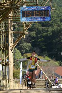 BIB: 2021, 3049, 1131
                            <button type="button" onclick="openModal(16038622)" class="btn btn-primary btn-sm float-right btn-popup" data-toggle="modal" data-target=".modal-high-quality">
                        <i class="fas fa-shopping-cart"></i> Add to Cart
                    </button>
                                            <button type="button" onclick="isThisMe(16038622, true)" class="btn btn-success btn-sm float-right btn-popup btn-isme hidden" data-toggle="tooltip" data-placement="bottom" title="นี่คือรูปของคุณใช่ไหม คลิกที่นี่เพื่อเอาเข้าอัลบั้ม">
                        <i class="fas fa-plus"></i> Add to album
                    </button>
                    <button type="button" onclick="isThisMe(16038622, false)" class="btn btn-warning btn-sm float-right btn-popup btn-isnotme hidden">
                        <i class="fas fa-ban"></i> Remove from album
                    </button>