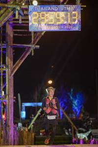 BIB: 295913, 9412, 2021, 3257
                            <button type="button" onclick="openModal(16041038)" class="btn btn-primary btn-sm float-right btn-popup" data-toggle="modal" data-target=".modal-high-quality">
                        <i class="fas fa-shopping-cart"></i> Add to Cart
                    </button>
                                            <button type="button" onclick="isThisMe(16041038, true)" class="btn btn-success btn-sm float-right btn-popup btn-isme hidden" data-toggle="tooltip" data-placement="bottom" title="นี่คือรูปของคุณใช่ไหม คลิกที่นี่เพื่อเอาเข้าอัลบั้ม">
                        <i class="fas fa-plus"></i> Add to album
                    </button>
                    <button type="button" onclick="isThisMe(16041038, false)" class="btn btn-warning btn-sm float-right btn-popup btn-isnotme hidden">
                        <i class="fas fa-ban"></i> Remove from album
                    </button>