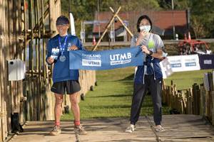 BIB: 352
                            <button type="button" onclick="openModal(16039144)" class="btn btn-primary btn-sm float-right btn-popup" data-toggle="modal" data-target=".modal-high-quality">
                        <i class="fas fa-shopping-cart"></i> Add to Cart
                    </button>
                                            <button type="button" onclick="isThisMe(16039144, true)" class="btn btn-success btn-sm float-right btn-popup btn-isme hidden" data-toggle="tooltip" data-placement="bottom" title="นี่คือรูปของคุณใช่ไหม คลิกที่นี่เพื่อเอาเข้าอัลบั้ม">
                        <i class="fas fa-plus"></i> Add to album
                    </button>
                    <button type="button" onclick="isThisMe(16039144, false)" class="btn btn-warning btn-sm float-right btn-popup btn-isnotme hidden">
                        <i class="fas fa-ban"></i> Remove from album
                    </button>