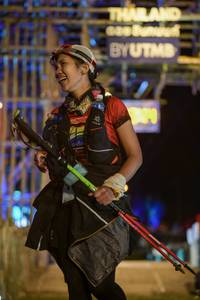 BIB: 200
                            <button type="button" onclick="openModal(16040936)" class="btn btn-primary btn-sm float-right btn-popup" data-toggle="modal" data-target=".modal-high-quality">
                        <i class="fas fa-shopping-cart"></i> Add to Cart
                    </button>
                                            <button type="button" onclick="isThisMe(16040936, true)" class="btn btn-success btn-sm float-right btn-popup btn-isme hidden" data-toggle="tooltip" data-placement="bottom" title="นี่คือรูปของคุณใช่ไหม คลิกที่นี่เพื่อเอาเข้าอัลบั้ม">
                        <i class="fas fa-plus"></i> Add to album
                    </button>
                    <button type="button" onclick="isThisMe(16040936, false)" class="btn btn-warning btn-sm float-right btn-popup btn-isnotme hidden">
                        <i class="fas fa-ban"></i> Remove from album
                    </button>