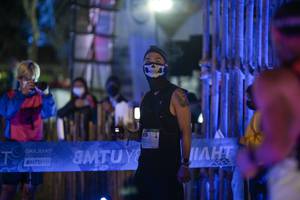 BIB: 1675
                            <button type="button" onclick="openModal(16043202)" class="btn btn-primary btn-sm float-right btn-popup" data-toggle="modal" data-target=".modal-high-quality">
                        <i class="fas fa-shopping-cart"></i> Add to Cart
                    </button>
                                            <button type="button" onclick="isThisMe(16043202, true)" class="btn btn-success btn-sm float-right btn-popup btn-isme hidden" data-toggle="tooltip" data-placement="bottom" title="นี่คือรูปของคุณใช่ไหม คลิกที่นี่เพื่อเอาเข้าอัลบั้ม">
                        <i class="fas fa-plus"></i> Add to album
                    </button>
                    <button type="button" onclick="isThisMe(16043202, false)" class="btn btn-warning btn-sm float-right btn-popup btn-isnotme hidden">
                        <i class="fas fa-ban"></i> Remove from album
                    </button>