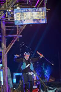 BIB: 912, 2021, 3320, 
                            <button type="button" onclick="openModal(16042708)" class="btn btn-primary btn-sm float-right btn-popup" data-toggle="modal" data-target=".modal-high-quality">
                        <i class="fas fa-shopping-cart"></i> Add to Cart
                    </button>
                                            <button type="button" onclick="isThisMe(16042708, true)" class="btn btn-success btn-sm float-right btn-popup btn-isme hidden" data-toggle="tooltip" data-placement="bottom" title="นี่คือรูปของคุณใช่ไหม คลิกที่นี่เพื่อเอาเข้าอัลบั้ม">
                        <i class="fas fa-plus"></i> Add to album
                    </button>
                    <button type="button" onclick="isThisMe(16042708, false)" class="btn btn-warning btn-sm float-right btn-popup btn-isnotme hidden">
                        <i class="fas fa-ban"></i> Remove from album
                    </button>