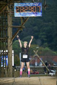 BIB: 202, 3409
                            <button type="button" onclick="openModal(16040473)" class="btn btn-primary btn-sm float-right btn-popup" data-toggle="modal" data-target=".modal-high-quality">
                        <i class="fas fa-shopping-cart"></i> Add to Cart
                    </button>
                                            <button type="button" onclick="isThisMe(16040473, true)" class="btn btn-success btn-sm float-right btn-popup btn-isme hidden" data-toggle="tooltip" data-placement="bottom" title="นี่คือรูปของคุณใช่ไหม คลิกที่นี่เพื่อเอาเข้าอัลบั้ม">
                        <i class="fas fa-plus"></i> Add to album
                    </button>
                    <button type="button" onclick="isThisMe(16040473, false)" class="btn btn-warning btn-sm float-right btn-popup btn-isnotme hidden">
                        <i class="fas fa-ban"></i> Remove from album
                    </button>