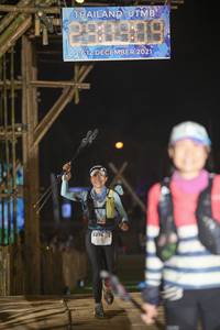 BIB: 2021, 3276
                            <button type="button" onclick="openModal(16040619)" class="btn btn-primary btn-sm float-right btn-popup" data-toggle="modal" data-target=".modal-high-quality">
                        <i class="fas fa-shopping-cart"></i> Add to Cart
                    </button>
                                            <button type="button" onclick="isThisMe(16040619, true)" class="btn btn-success btn-sm float-right btn-popup btn-isme hidden" data-toggle="tooltip" data-placement="bottom" title="นี่คือรูปของคุณใช่ไหม คลิกที่นี่เพื่อเอาเข้าอัลบั้ม">
                        <i class="fas fa-plus"></i> Add to album
                    </button>
                    <button type="button" onclick="isThisMe(16040619, false)" class="btn btn-warning btn-sm float-right btn-popup btn-isnotme hidden">
                        <i class="fas fa-ban"></i> Remove from album
                    </button>