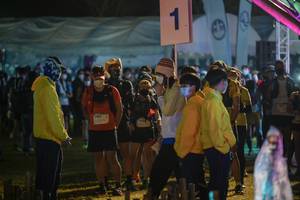 BIB: 1063, 1052
                            <button type="button" onclick="openModal(16043200)" class="btn btn-primary btn-sm float-right btn-popup" data-toggle="modal" data-target=".modal-high-quality">
                        <i class="fas fa-shopping-cart"></i> Add to Cart
                    </button>
                                            <button type="button" onclick="isThisMe(16043200, true)" class="btn btn-success btn-sm float-right btn-popup btn-isme hidden" data-toggle="tooltip" data-placement="bottom" title="นี่คือรูปของคุณใช่ไหม คลิกที่นี่เพื่อเอาเข้าอัลบั้ม">
                        <i class="fas fa-plus"></i> Add to album
                    </button>
                    <button type="button" onclick="isThisMe(16043200, false)" class="btn btn-warning btn-sm float-right btn-popup btn-isnotme hidden">
                        <i class="fas fa-ban"></i> Remove from album
                    </button>