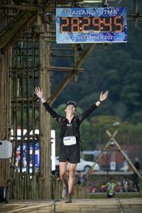 BIB: 2021, 3605
                            <button type="button" onclick="openModal(16040480)" class="btn btn-primary btn-sm float-right btn-popup" data-toggle="modal" data-target=".modal-high-quality">
                        <i class="fas fa-shopping-cart"></i> Add to Cart
                    </button>
                                            <button type="button" onclick="isThisMe(16040480, true)" class="btn btn-success btn-sm float-right btn-popup btn-isme hidden" data-toggle="tooltip" data-placement="bottom" title="นี่คือรูปของคุณใช่ไหม คลิกที่นี่เพื่อเอาเข้าอัลบั้ม">
                        <i class="fas fa-plus"></i> Add to album
                    </button>
                    <button type="button" onclick="isThisMe(16040480, false)" class="btn btn-warning btn-sm float-right btn-popup btn-isnotme hidden">
                        <i class="fas fa-ban"></i> Remove from album
                    </button>