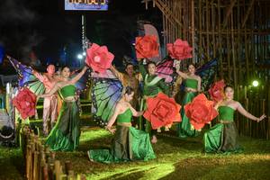 BIB: 2021
                            <button type="button" onclick="openModal(16043691)" class="btn btn-primary btn-sm float-right btn-popup" data-toggle="modal" data-target=".modal-high-quality">
                        <i class="fas fa-shopping-cart"></i> Add to Cart
                    </button>
                                            <button type="button" onclick="isThisMe(16043691, true)" class="btn btn-success btn-sm float-right btn-popup btn-isme hidden" data-toggle="tooltip" data-placement="bottom" title="นี่คือรูปของคุณใช่ไหม คลิกที่นี่เพื่อเอาเข้าอัลบั้ม">
                        <i class="fas fa-plus"></i> Add to album
                    </button>
                    <button type="button" onclick="isThisMe(16043691, false)" class="btn btn-warning btn-sm float-right btn-popup btn-isnotme hidden">
                        <i class="fas fa-ban"></i> Remove from album
                    </button>