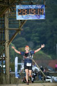 BIB: 2021, 3170
                            <button type="button" onclick="openModal(16040418)" class="btn btn-primary btn-sm float-right btn-popup" data-toggle="modal" data-target=".modal-high-quality">
                        <i class="fas fa-shopping-cart"></i> Add to Cart
                    </button>
                                            <button type="button" onclick="isThisMe(16040418, true)" class="btn btn-success btn-sm float-right btn-popup btn-isme hidden" data-toggle="tooltip" data-placement="bottom" title="นี่คือรูปของคุณใช่ไหม คลิกที่นี่เพื่อเอาเข้าอัลบั้ม">
                        <i class="fas fa-plus"></i> Add to album
                    </button>
                    <button type="button" onclick="isThisMe(16040418, false)" class="btn btn-warning btn-sm float-right btn-popup btn-isnotme hidden">
                        <i class="fas fa-ban"></i> Remove from album
                    </button>