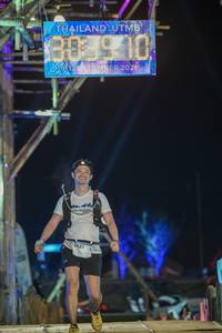 BIB: 2021, 3421
                            <button type="button" onclick="openModal(16042255)" class="btn btn-primary btn-sm float-right btn-popup" data-toggle="modal" data-target=".modal-high-quality">
                        <i class="fas fa-shopping-cart"></i> Add to Cart
                    </button>
                                            <button type="button" onclick="isThisMe(16042255, true)" class="btn btn-success btn-sm float-right btn-popup btn-isme hidden" data-toggle="tooltip" data-placement="bottom" title="นี่คือรูปของคุณใช่ไหม คลิกที่นี่เพื่อเอาเข้าอัลบั้ม">
                        <i class="fas fa-plus"></i> Add to album
                    </button>
                    <button type="button" onclick="isThisMe(16042255, false)" class="btn btn-warning btn-sm float-right btn-popup btn-isnotme hidden">
                        <i class="fas fa-ban"></i> Remove from album
                    </button>