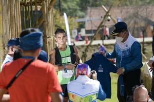 BIB: 
                            <button type="button" onclick="openModal(16035445)" class="btn btn-primary btn-sm float-right btn-popup" data-toggle="modal" data-target=".modal-high-quality">
                        <i class="fas fa-shopping-cart"></i> Add to Cart
                    </button>
                                            <button type="button" onclick="isThisMe(16035445, true)" class="btn btn-success btn-sm float-right btn-popup btn-isme hidden" data-toggle="tooltip" data-placement="bottom" title="นี่คือรูปของคุณใช่ไหม คลิกที่นี่เพื่อเอาเข้าอัลบั้ม">
                        <i class="fas fa-plus"></i> Add to album
                    </button>
                    <button type="button" onclick="isThisMe(16035445, false)" class="btn btn-warning btn-sm float-right btn-popup btn-isnotme hidden">
                        <i class="fas fa-ban"></i> Remove from album
                    </button>