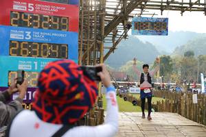 BIB: 243249, 2021, 263041, 5028
                            <button type="button" onclick="openModal(16026832)" class="btn btn-primary btn-sm float-right btn-popup" data-toggle="modal" data-target=".modal-high-quality">
                        <i class="fas fa-shopping-cart"></i> Add to Cart
                    </button>
                                            <button type="button" onclick="isThisMe(16026832, true)" class="btn btn-success btn-sm float-right btn-popup btn-isme hidden" data-toggle="tooltip" data-placement="bottom" title="นี่คือรูปของคุณใช่ไหม คลิกที่นี่เพื่อเอาเข้าอัลบั้ม">
                        <i class="fas fa-plus"></i> Add to album
                    </button>
                    <button type="button" onclick="isThisMe(16026832, false)" class="btn btn-warning btn-sm float-right btn-popup btn-isnotme hidden">
                        <i class="fas fa-ban"></i> Remove from album
                    </button>