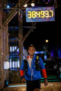 BIB: 384937
                            <button type="button" onclick="openModal(15996733)" class="btn btn-primary btn-sm float-right btn-popup" data-toggle="modal" data-target=".modal-high-quality">
                        <i class="fas fa-shopping-cart"></i> Add to Cart
                    </button>
                                            <button type="button" onclick="isThisMe(15996733, true)" class="btn btn-success btn-sm float-right btn-popup btn-isme hidden" data-toggle="tooltip" data-placement="bottom" title="นี่คือรูปของคุณใช่ไหม คลิกที่นี่เพื่อเอาเข้าอัลบั้ม">
                        <i class="fas fa-plus"></i> Add to album
                    </button>
                    <button type="button" onclick="isThisMe(15996733, false)" class="btn btn-warning btn-sm float-right btn-popup btn-isnotme hidden">
                        <i class="fas fa-ban"></i> Remove from album
                    </button>