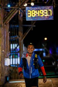 BIB: 384931, 201
                            <button type="button" onclick="openModal(15996742)" class="btn btn-primary btn-sm float-right btn-popup" data-toggle="modal" data-target=".modal-high-quality">
                        <i class="fas fa-shopping-cart"></i> Add to Cart
                    </button>
                                            <button type="button" onclick="isThisMe(15996742, true)" class="btn btn-success btn-sm float-right btn-popup btn-isme hidden" data-toggle="tooltip" data-placement="bottom" title="นี่คือรูปของคุณใช่ไหม คลิกที่นี่เพื่อเอาเข้าอัลบั้ม">
                        <i class="fas fa-plus"></i> Add to album
                    </button>
                    <button type="button" onclick="isThisMe(15996742, false)" class="btn btn-warning btn-sm float-right btn-popup btn-isnotme hidden">
                        <i class="fas fa-ban"></i> Remove from album
                    </button>