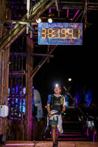 BIB: 88199, 2021, 6025, 11044
                            <button type="button" onclick="openModal(15996599)" class="btn btn-primary btn-sm float-right btn-popup" data-toggle="modal" data-target=".modal-high-quality">
                        <i class="fas fa-shopping-cart"></i> Add to Cart
                    </button>
                                            <button type="button" onclick="isThisMe(15996599, true)" class="btn btn-success btn-sm float-right btn-popup btn-isme hidden" data-toggle="tooltip" data-placement="bottom" title="นี่คือรูปของคุณใช่ไหม คลิกที่นี่เพื่อเอาเข้าอัลบั้ม">
                        <i class="fas fa-plus"></i> Add to album
                    </button>
                    <button type="button" onclick="isThisMe(15996599, false)" class="btn btn-warning btn-sm float-right btn-popup btn-isnotme hidden">
                        <i class="fas fa-ban"></i> Remove from album
                    </button>