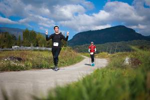 BIB: 1187, 053
                            <button type="button" onclick="openModal(16002760)" class="btn btn-primary btn-sm float-right btn-popup" data-toggle="modal" data-target=".modal-high-quality">
                        <i class="fas fa-shopping-cart"></i> Add to Cart
                    </button>
                                            <button type="button" onclick="isThisMe(16002760, true)" class="btn btn-success btn-sm float-right btn-popup btn-isme hidden" data-toggle="tooltip" data-placement="bottom" title="นี่คือรูปของคุณใช่ไหม คลิกที่นี่เพื่อเอาเข้าอัลบั้ม">
                        <i class="fas fa-plus"></i> Add to album
                    </button>
                    <button type="button" onclick="isThisMe(16002760, false)" class="btn btn-warning btn-sm float-right btn-popup btn-isnotme hidden">
                        <i class="fas fa-ban"></i> Remove from album
                    </button>