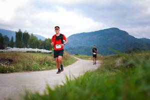 BIB: 1063, 418
                            <button type="button" onclick="openModal(15996106)" class="btn btn-primary btn-sm float-right btn-popup" data-toggle="modal" data-target=".modal-high-quality">
                        <i class="fas fa-shopping-cart"></i> Add to Cart
                    </button>
                                            <button type="button" onclick="isThisMe(15996106, true)" class="btn btn-success btn-sm float-right btn-popup btn-isme hidden" data-toggle="tooltip" data-placement="bottom" title="นี่คือรูปของคุณใช่ไหม คลิกที่นี่เพื่อเอาเข้าอัลบั้ม">
                        <i class="fas fa-plus"></i> Add to album
                    </button>
                    <button type="button" onclick="isThisMe(15996106, false)" class="btn btn-warning btn-sm float-right btn-popup btn-isnotme hidden">
                        <i class="fas fa-ban"></i> Remove from album
                    </button>