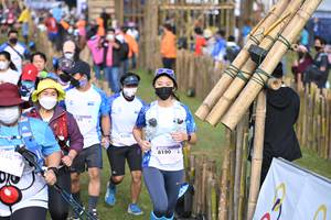 BIB: , 177, 8200, 144, 8190, 
                            <button type="button" onclick="openModal(15988051)" class="btn btn-primary btn-sm float-right btn-popup" data-toggle="modal" data-target=".modal-high-quality">
                        <i class="fas fa-shopping-cart"></i> Add to Cart
                    </button>
                                            <button type="button" onclick="isThisMe(15988051, true)" class="btn btn-success btn-sm float-right btn-popup btn-isme hidden" data-toggle="tooltip" data-placement="bottom" title="นี่คือรูปของคุณใช่ไหม คลิกที่นี่เพื่อเอาเข้าอัลบั้ม">
                        <i class="fas fa-plus"></i> Add to album
                    </button>
                    <button type="button" onclick="isThisMe(15988051, false)" class="btn btn-warning btn-sm float-right btn-popup btn-isnotme hidden">
                        <i class="fas fa-ban"></i> Remove from album
                    </button>