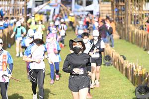 BIB: 
                            <button type="button" onclick="openModal(15988067)" class="btn btn-primary btn-sm float-right btn-popup" data-toggle="modal" data-target=".modal-high-quality">
                        <i class="fas fa-shopping-cart"></i> Add to Cart
                    </button>
                                            <button type="button" onclick="isThisMe(15988067, true)" class="btn btn-success btn-sm float-right btn-popup btn-isme hidden" data-toggle="tooltip" data-placement="bottom" title="นี่คือรูปของคุณใช่ไหม คลิกที่นี่เพื่อเอาเข้าอัลบั้ม">
                        <i class="fas fa-plus"></i> Add to album
                    </button>
                    <button type="button" onclick="isThisMe(15988067, false)" class="btn btn-warning btn-sm float-right btn-popup btn-isnotme hidden">
                        <i class="fas fa-ban"></i> Remove from album
                    </button>