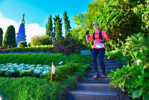 BIB: 3595
                            <button type="button" onclick="openModal(15935321)" class="btn btn-primary btn-sm float-right btn-popup" data-toggle="modal" data-target=".modal-high-quality">
                        <i class="fas fa-shopping-cart"></i> Add to Cart
                    </button>
                                            <button type="button" onclick="isThisMe(15935321, true)" class="btn btn-success btn-sm float-right btn-popup btn-isme hidden" data-toggle="tooltip" data-placement="bottom" title="นี่คือรูปของคุณใช่ไหม คลิกที่นี่เพื่อเอาเข้าอัลบั้ม">
                        <i class="fas fa-plus"></i> Add to album
                    </button>
                    <button type="button" onclick="isThisMe(15935321, false)" class="btn btn-warning btn-sm float-right btn-popup btn-isnotme hidden">
                        <i class="fas fa-ban"></i> Remove from album
                    </button>