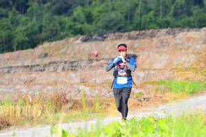 BIB: 1174
                            <button type="button" onclick="openModal(15911946)" class="btn btn-primary btn-sm float-right btn-popup" data-toggle="modal" data-target=".modal-high-quality">
                        <i class="fas fa-shopping-cart"></i> Add to Cart
                    </button>
                                            <button type="button" onclick="isThisMe(15911946, true)" class="btn btn-success btn-sm float-right btn-popup btn-isme hidden" data-toggle="tooltip" data-placement="bottom" title="นี่คือรูปของคุณใช่ไหม คลิกที่นี่เพื่อเอาเข้าอัลบั้ม">
                        <i class="fas fa-plus"></i> Add to album
                    </button>
                    <button type="button" onclick="isThisMe(15911946, false)" class="btn btn-warning btn-sm float-right btn-popup btn-isnotme hidden">
                        <i class="fas fa-ban"></i> Remove from album
                    </button>