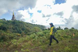 BIB: 
                            <button type="button" onclick="openModal(15976498)" class="btn btn-primary btn-sm float-right btn-popup" data-toggle="modal" data-target=".modal-high-quality">
                        <i class="fas fa-shopping-cart"></i> Add to Cart
                    </button>
                                            <button type="button" onclick="isThisMe(15976498, true)" class="btn btn-success btn-sm float-right btn-popup btn-isme hidden" data-toggle="tooltip" data-placement="bottom" title="นี่คือรูปของคุณใช่ไหม คลิกที่นี่เพื่อเอาเข้าอัลบั้ม">
                        <i class="fas fa-plus"></i> Add to album
                    </button>
                    <button type="button" onclick="isThisMe(15976498, false)" class="btn btn-warning btn-sm float-right btn-popup btn-isnotme hidden">
                        <i class="fas fa-ban"></i> Remove from album
                    </button>