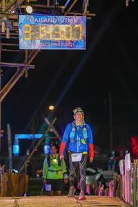 BIB: , 912, 2021, 3520
                            <button type="button" onclick="openModal(16003562)" class="btn btn-primary btn-sm float-right btn-popup" data-toggle="modal" data-target=".modal-high-quality">
                        <i class="fas fa-shopping-cart"></i> Add to Cart
                    </button>
                                            <button type="button" onclick="isThisMe(16003562, true)" class="btn btn-success btn-sm float-right btn-popup btn-isme hidden" data-toggle="tooltip" data-placement="bottom" title="นี่คือรูปของคุณใช่ไหม คลิกที่นี่เพื่อเอาเข้าอัลบั้ม">
                        <i class="fas fa-plus"></i> Add to album
                    </button>
                    <button type="button" onclick="isThisMe(16003562, false)" class="btn btn-warning btn-sm float-right btn-popup btn-isnotme hidden">
                        <i class="fas fa-ban"></i> Remove from album
                    </button>