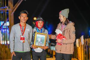 BIB: 325, 4122, 1669, 129
                            <button type="button" onclick="openModal(16004801)" class="btn btn-primary btn-sm float-right btn-popup" data-toggle="modal" data-target=".modal-high-quality">
                        <i class="fas fa-shopping-cart"></i> Add to Cart
                    </button>
                                            <button type="button" onclick="isThisMe(16004801, true)" class="btn btn-success btn-sm float-right btn-popup btn-isme hidden" data-toggle="tooltip" data-placement="bottom" title="นี่คือรูปของคุณใช่ไหม คลิกที่นี่เพื่อเอาเข้าอัลบั้ม">
                        <i class="fas fa-plus"></i> Add to album
                    </button>
                    <button type="button" onclick="isThisMe(16004801, false)" class="btn btn-warning btn-sm float-right btn-popup btn-isnotme hidden">
                        <i class="fas fa-ban"></i> Remove from album
                    </button>