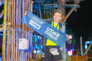 BIB: 168, 7500, 6021, 080
                            <button type="button" onclick="openModal(16005051)" class="btn btn-primary btn-sm float-right btn-popup" data-toggle="modal" data-target=".modal-high-quality">
                        <i class="fas fa-shopping-cart"></i> Add to Cart
                    </button>
                                            <button type="button" onclick="isThisMe(16005051, true)" class="btn btn-success btn-sm float-right btn-popup btn-isme hidden" data-toggle="tooltip" data-placement="bottom" title="นี่คือรูปของคุณใช่ไหม คลิกที่นี่เพื่อเอาเข้าอัลบั้ม">
                        <i class="fas fa-plus"></i> Add to album
                    </button>
                    <button type="button" onclick="isThisMe(16005051, false)" class="btn btn-warning btn-sm float-right btn-popup btn-isnotme hidden">
                        <i class="fas fa-ban"></i> Remove from album
                    </button>